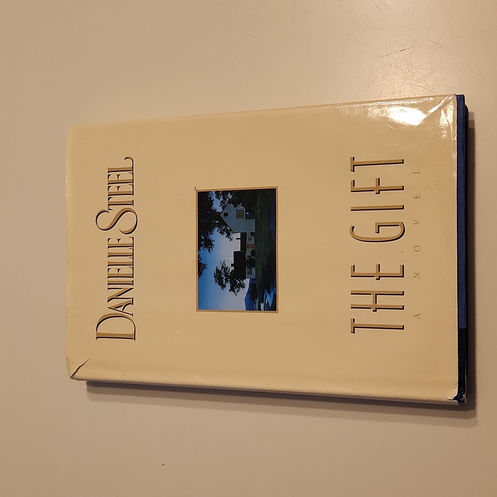 "The Gift" by Danielle Steel, hardback book 😀